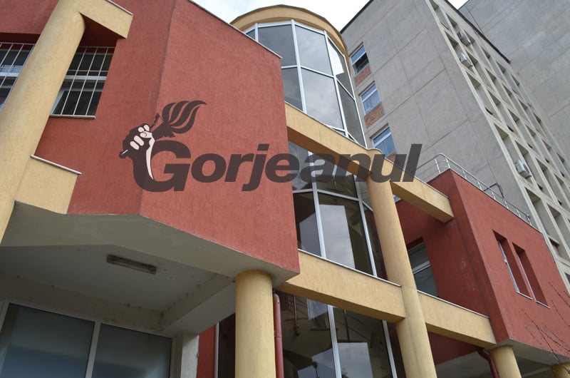 Șefii pensionari din CEO, reangajați în funcții! Revolta salariaților din producție: ,,Tot puturoșii și incompetenții vor rămâne în sistem!”