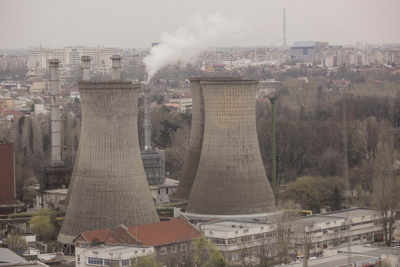 Viitorul călduros al Bucureștiului: calorifere care duduie de la agentul termic produs de soare și de vânt. ELCEN face un studiu de fezabilitate cu norvegienii
