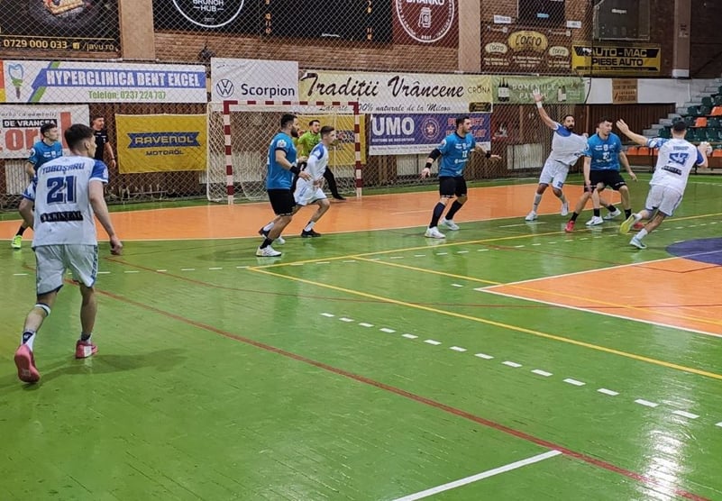 Handbal masculin: Focșaniul a pierdut amicalul cu Buzăul