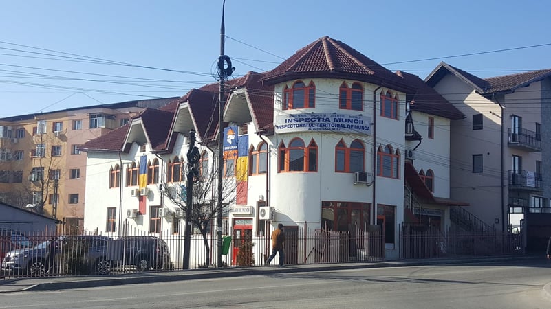 Zeci de angajatori din Gorj, amendați de ITM