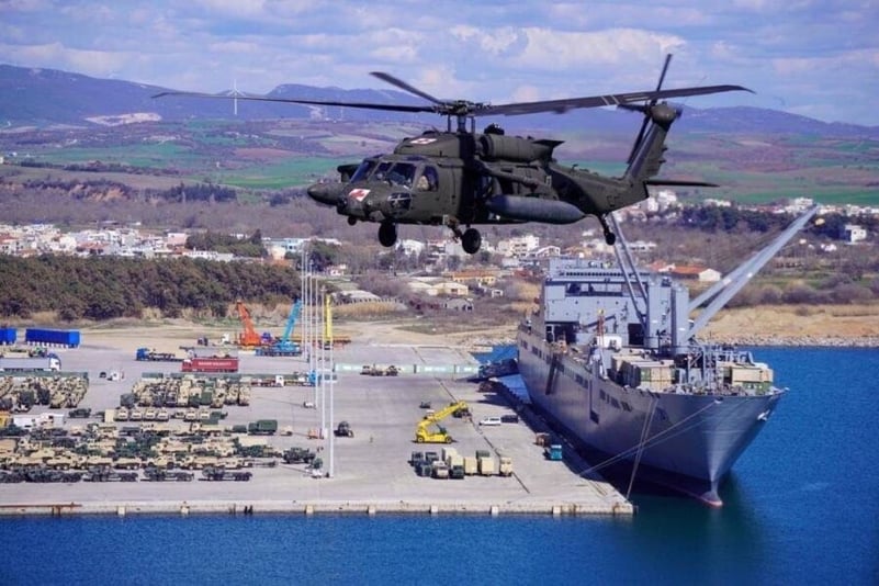 Lovitură teribilă pentru Grecia: Trump vrea să închidă baza militară din Alexandroupolis