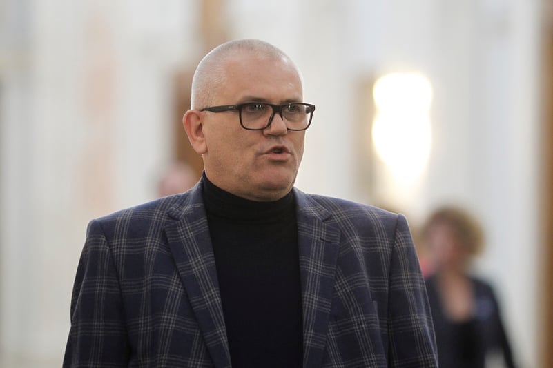 Marius Pieleanu revine la catedră. Comisia de Etică a SNSPA nu a găsit probe, în scandalul sexual declanșat anul trecut