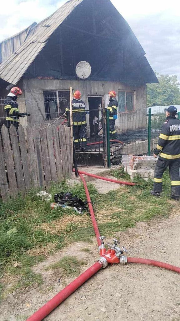 Incendiu de proporții în localitatea Dărmănești