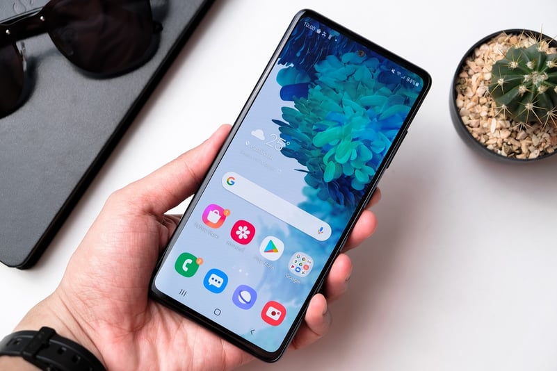 Samsung și One UI 7: Lista completă cu noutățile și opțiunile de personalizare