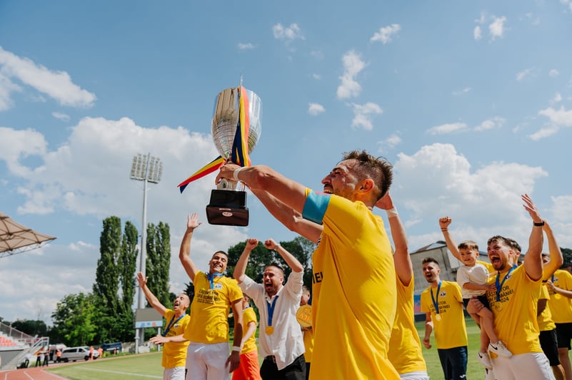 Ascensiunea clubului Urban Titu