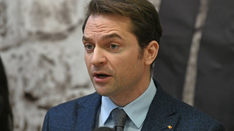 MOZAIC ȘTIRI ECONOMICE: Burduja: Nu există niciun fel de risc ca românii să rămână fără gaz sau energie electrică