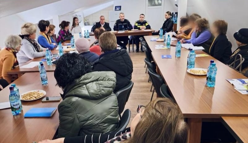 Poliția Dâmbovița promovează siguranța online și prevenirea violenței domestice prin sesiuni de informare