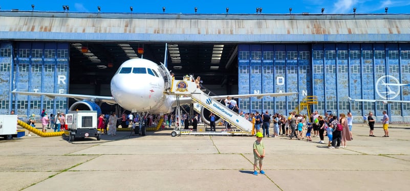 Principalul hub regional de reparații aeronave din sud-estul Europei, pe Otopeni. TAROM Tehnic ar putea atrage operatori din Sofia și Budapesta, plus avioane militare