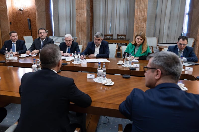 Dâmbovița, în plină expansiune: Corneliu Ștefan și Marcel Ciolacu dau startul unui proiect major cu Iveco pentru dezvoltarea regiunii!