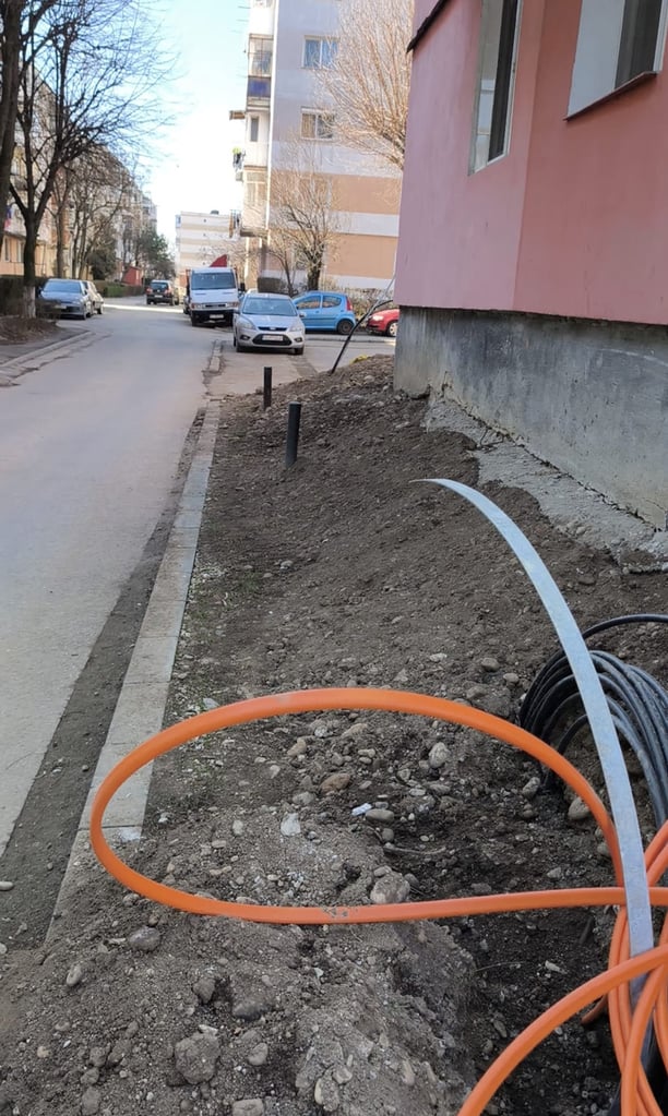 Târgu Jiu: Cartierul Teilor a intrat în reabilitare