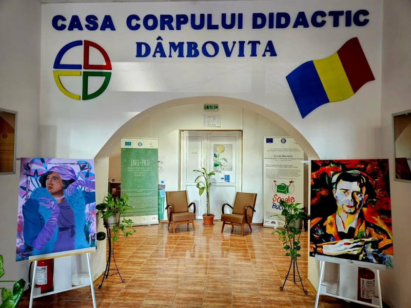 Expoziție de mărțișor, la Casa Corpului Didactic Dâmbovița