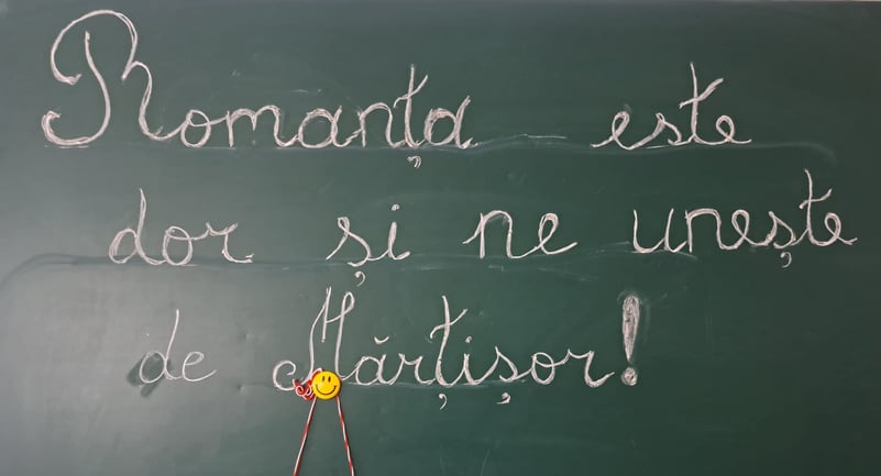 Sute de elevi și profesori s-au bucurat de „Mărțișoare cu Romanțe”