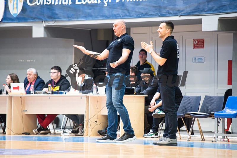 Meci cu ,,principala contracandidată” pentru baschetbaliștii gorjeni