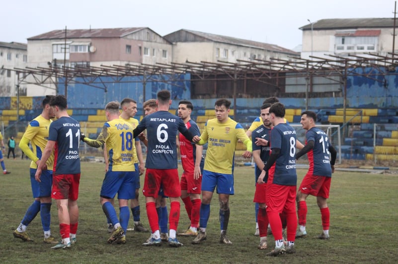 Derby tensionat, decis în prelungiri