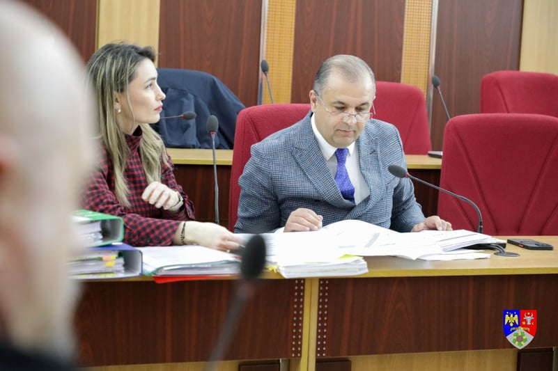 FOTO! Locuințe, creșă, hoteluri – proiecte aprobate în Comisia de Urbanism. Nicușor Halici: Împreună dezvoltăm județul Vrancea!