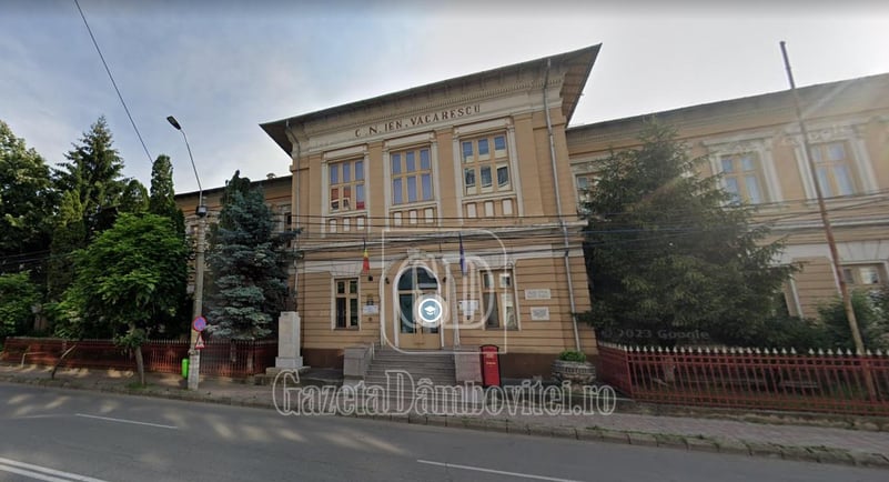 Revedere a Promoției 1975 a Colegiului Național „Ienăchiță Văcărescu”! DETALII