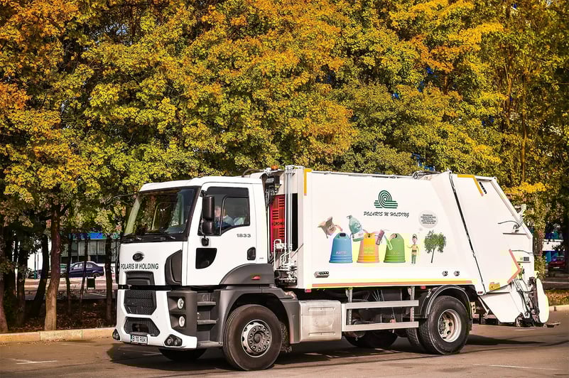 Primarul Misăilă acuză o „clauză abuzivă” în contractele cu operatorul de salubritate. Ce spun reprezentanții ADI ”Vrancea Curată” și ai Polaris