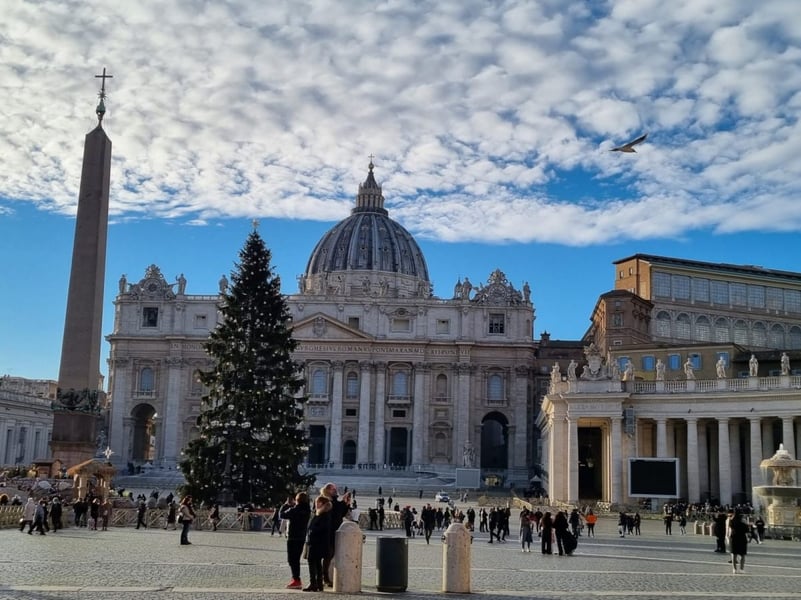 Testamentul Papei Francisc: Mormântul meu să fie în pământ, simplu, fără decoraţiuni speciale şi cu singura inscripţie: Franciscus / Testamentul a fost scris la 29 iunie 2022