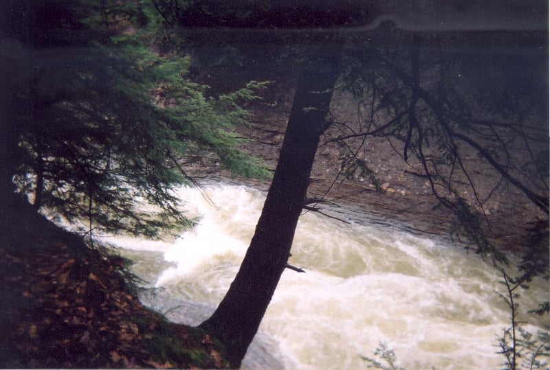 A smaller hole in The Flume