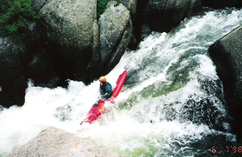 Moist Slot 1998