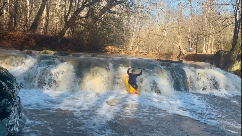 2.5 ft on the gage