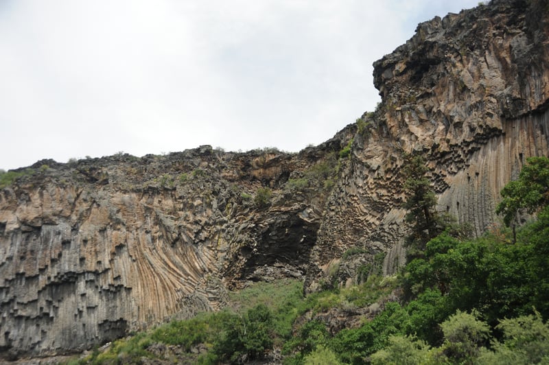 Ward's Canyon Basalt Cliffs