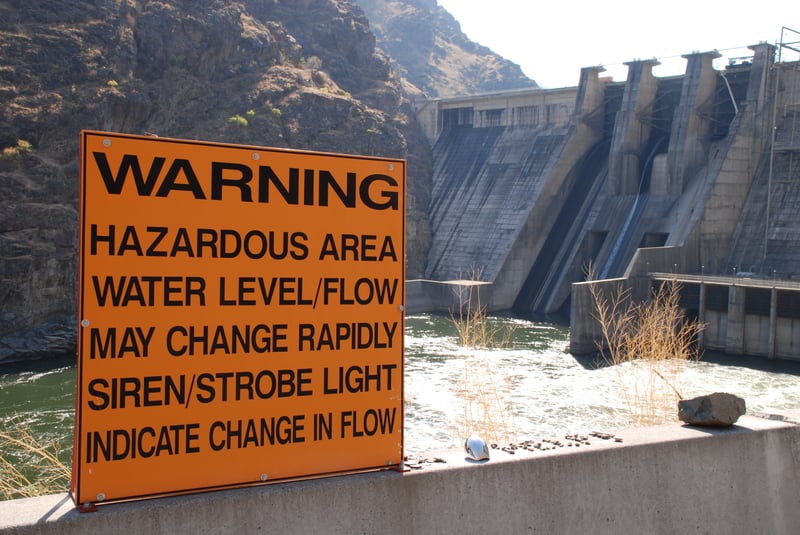 Hells Canyon Dam Warning Sign