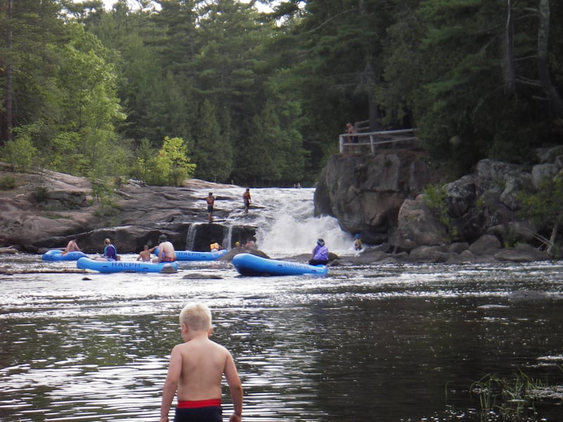 Takeout veiw of Big Smokey Falls
