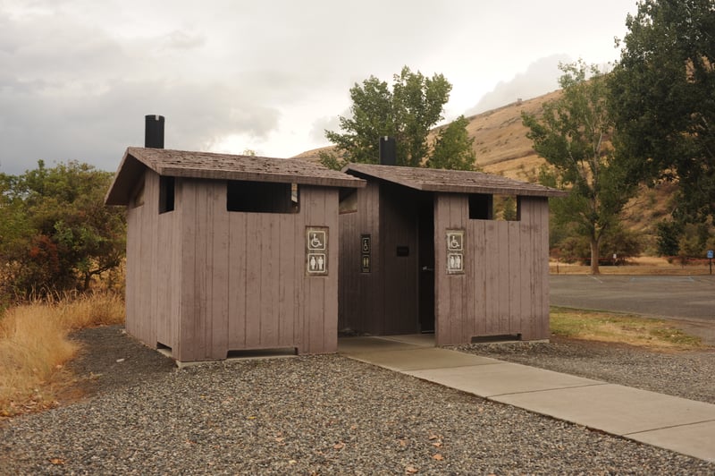 Toilets at the Ramp