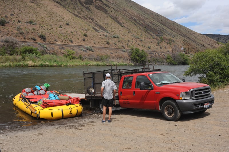 Loading Up Boats at Harpham Flats