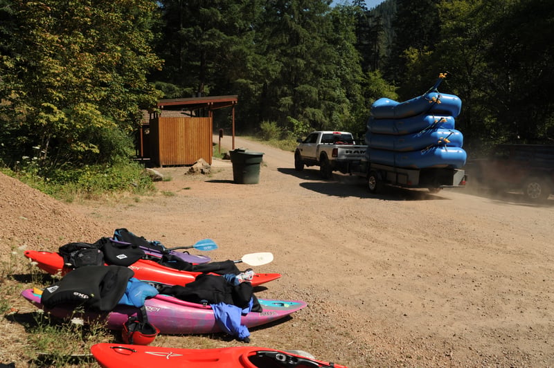 Parking at Staging at Gravel Bin