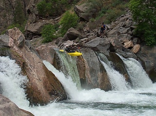 18 footer at ~750 CFS