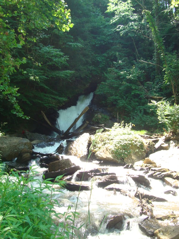 Hole in the Wall Falls