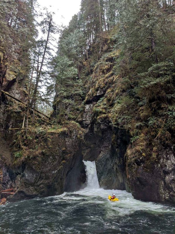 The falls at the entrance of the last gorge.