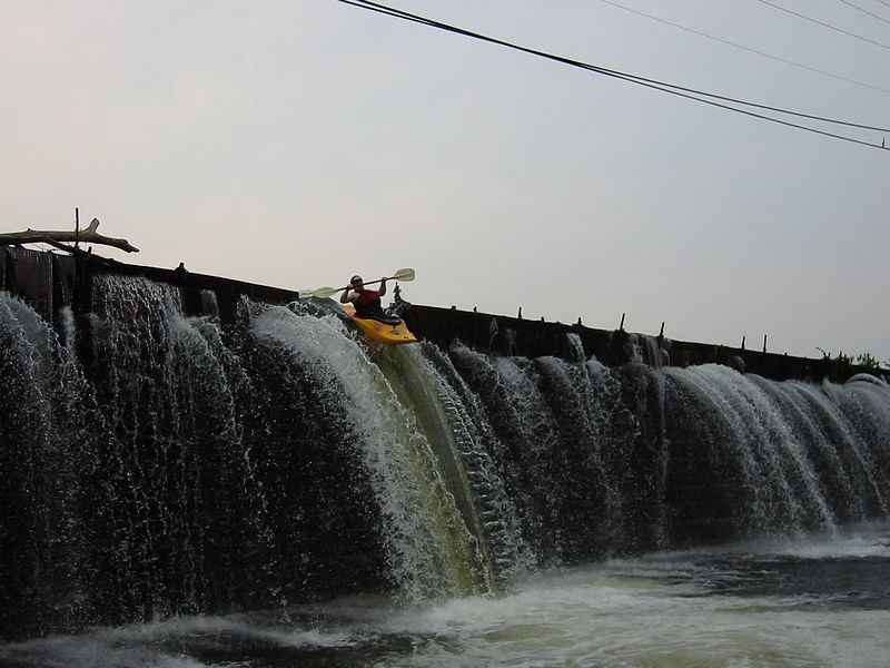 Dam on Farmington