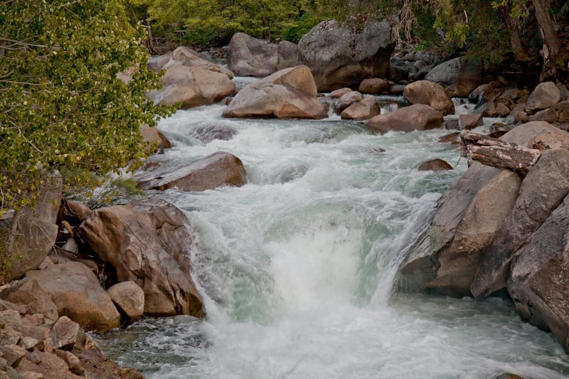 Picturesque Drop