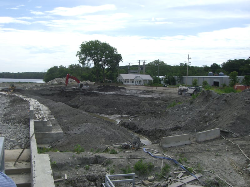 Const Photo 3