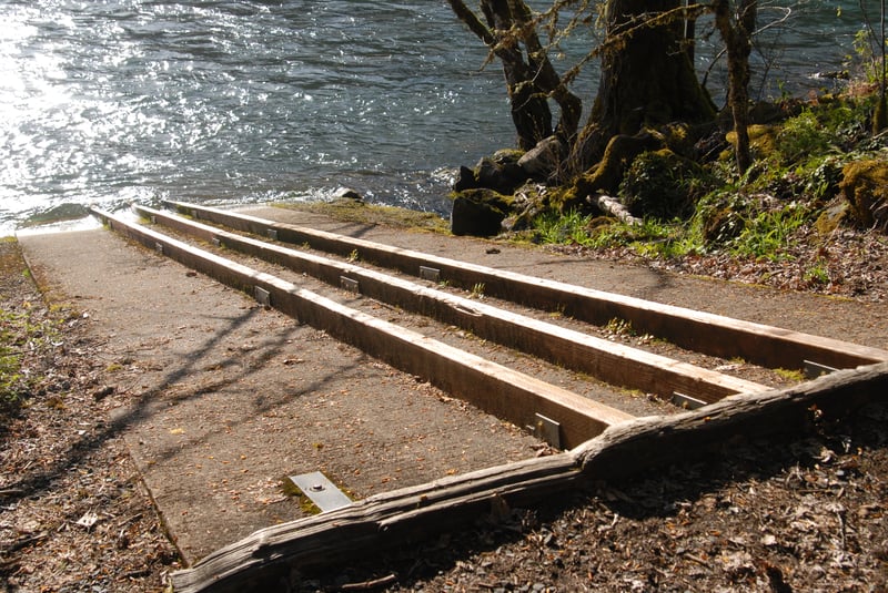 Leaburg Dam Boat Slide