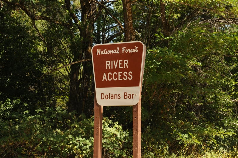 Dolans Bar Access Sign