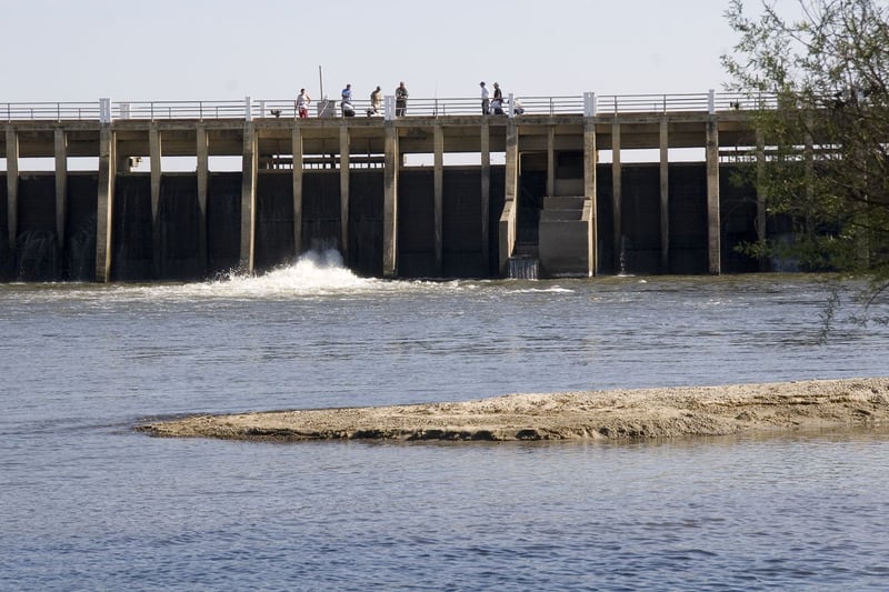 Mendota Dam outflow & Fish Ladder