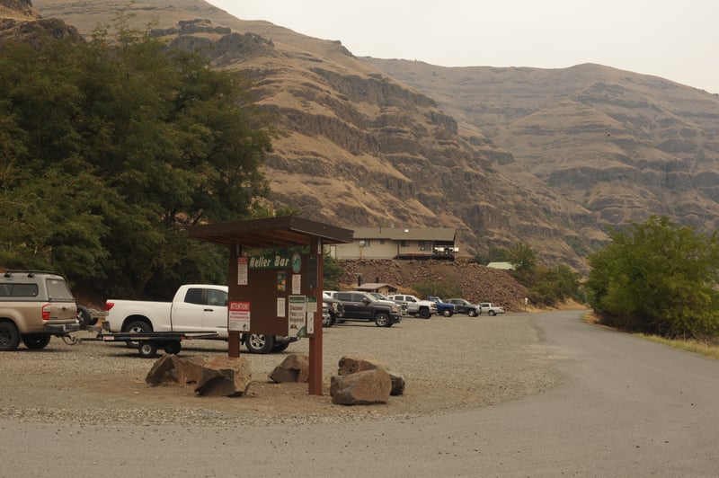 Parking at Heller Bar