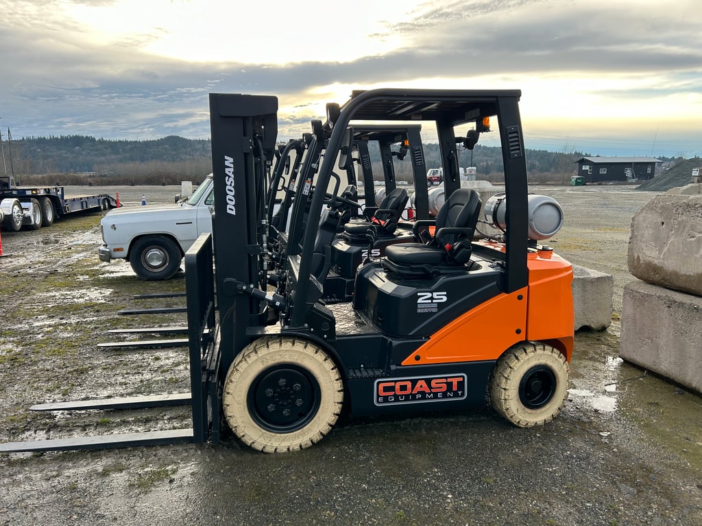 5k Warehouse Forklifts