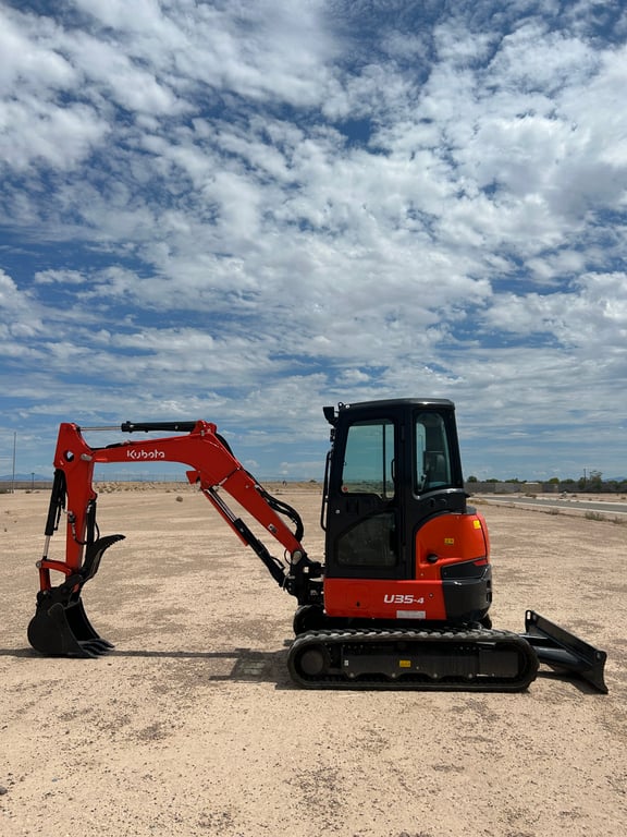 Kubota U35-4 mini excavator rental Coolidge AZ