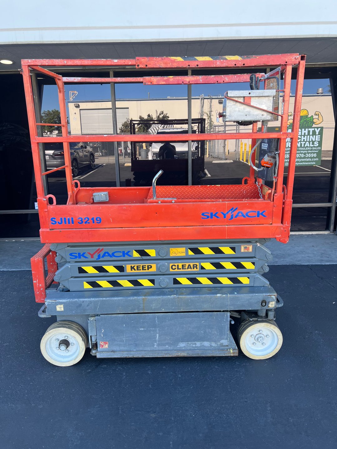 Mobile Elevated Work Platform