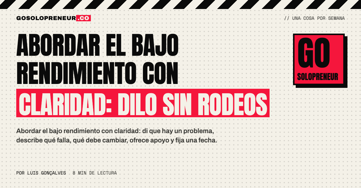 Dos personas sentadas frente a frente con una fecha de revisión marcada, abordando el bajo rendimiento con claridad