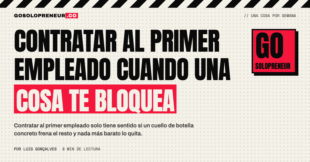 Persona decidiendo si contratar al primer empleado de su negocio