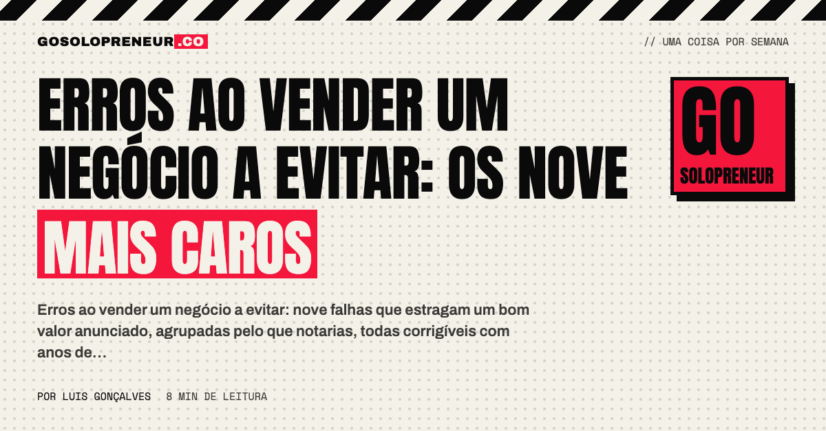 Lista de erros riscada num caderno ao lado de um portátil, sobre os erros ao vender um negócio