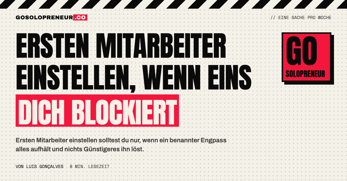 Ein Solopreneur prüft, ob er den ersten Mitarbeiter einstellen sollte