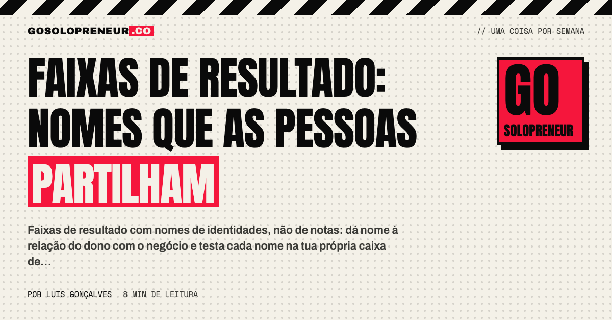 Pessoa a escolher nomes de identidades para as faixas de resultado de um scorecard