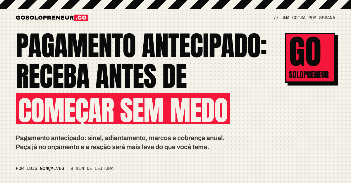 Prestador de serviço recebendo o pagamento antecipado do cliente antes de começar o trabalho